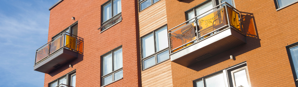 brown brick apartment building